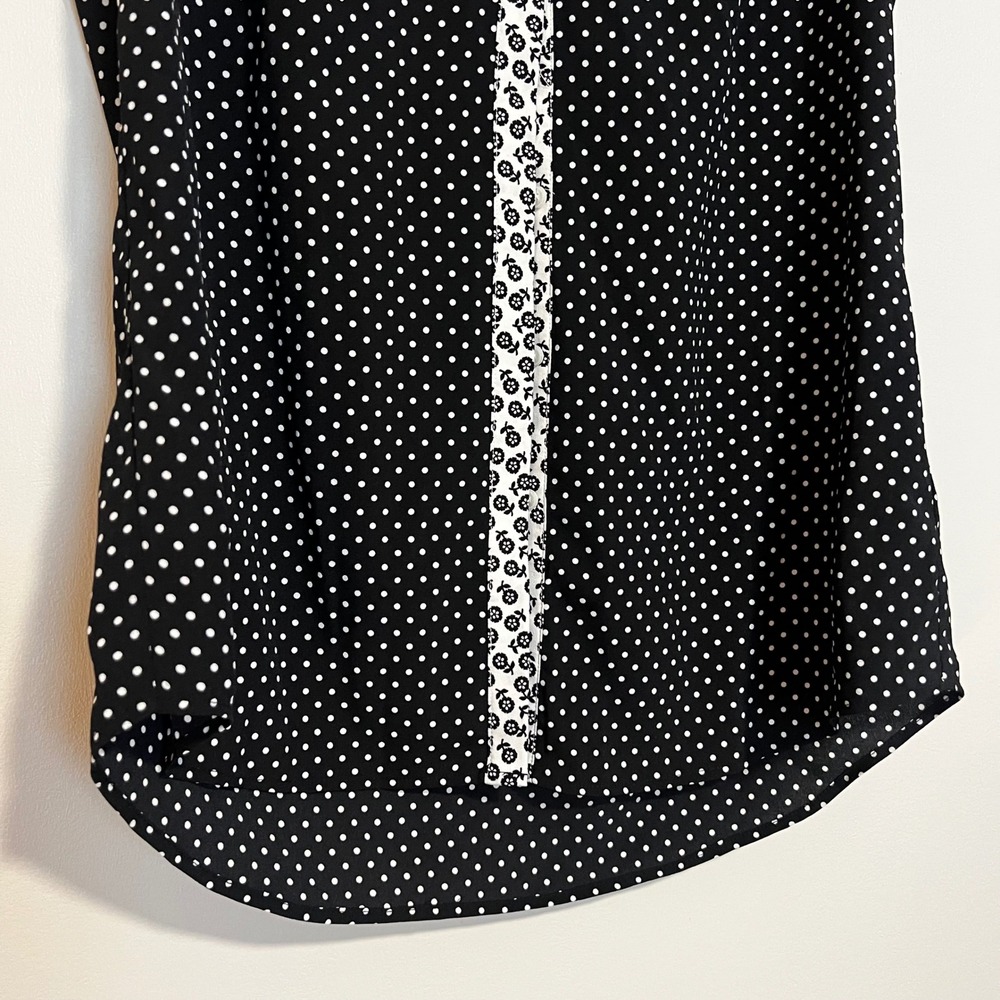 Talbots Womens Medium Black White Polka Dot Floral Sleeveless Blouse Top - Picture 4 of 9